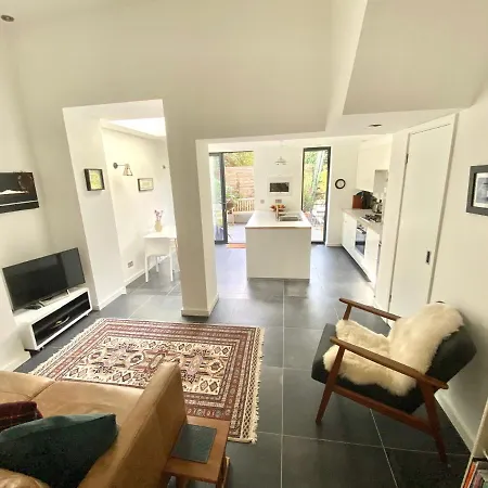 Stunning Apartment With Garden In The Heart Of Hackney, East London